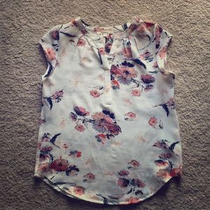 Fun2Fun floral blouse, size small.